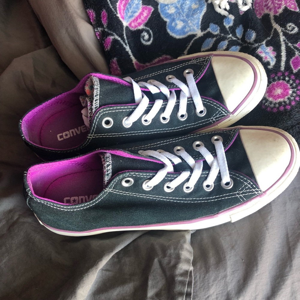Black Converse